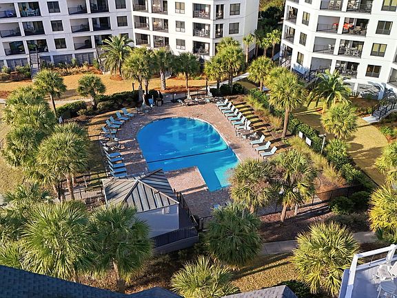 3rd image of 8000 Palmetto Dr APT 505