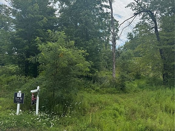 2nd image of 142 Lynwood Dr