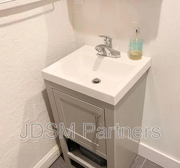1263 Clarkson St #2 — Photo 7