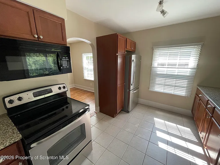 109 Park Dr — Photo 12