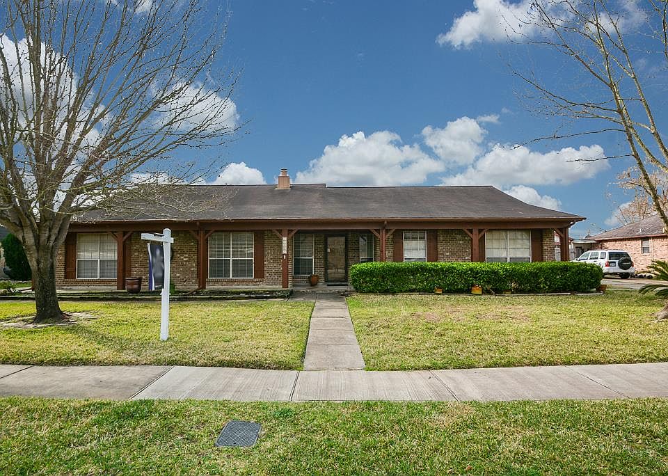 1st image of 13907 Plantation Valley Dr