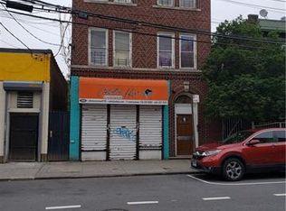 709 E 226th St, Bronx, NY 10466