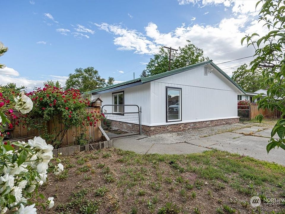 1st image of 804 W Viola Avenue