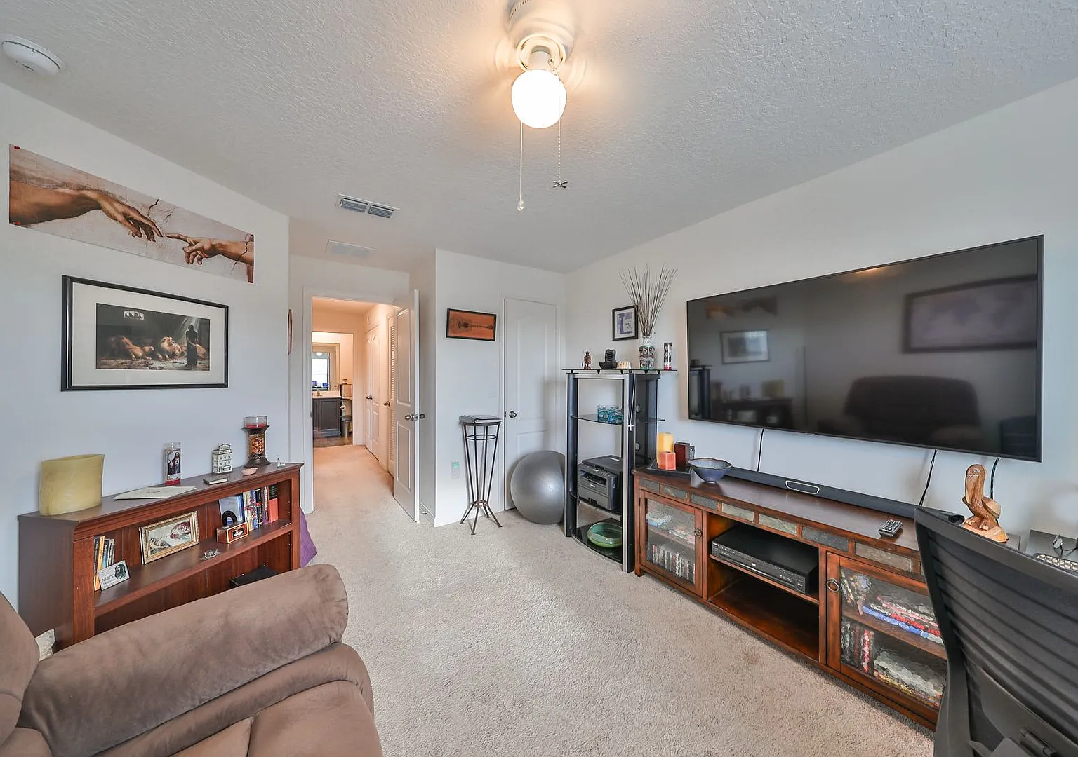 Beautiful Townhome at Madison Village! — Photo 3