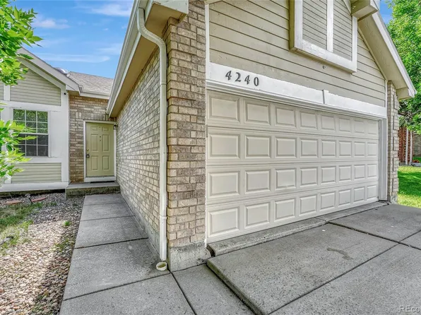4240 S Ireland Street, Aurora, CO 80013