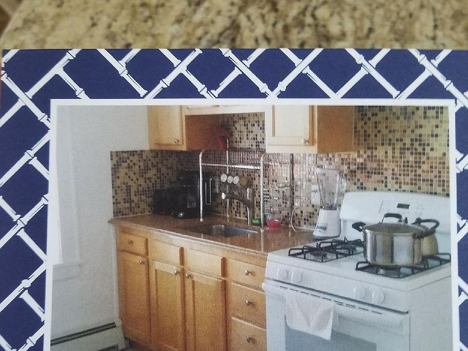 2nd image of 1108 S Wood Ave