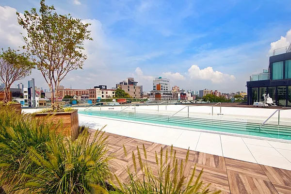 Rented by Bold Marketing | media 12