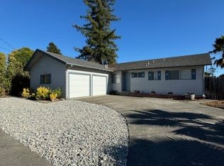 1044 Modoc Dr, Santa Rosa, CA 95403