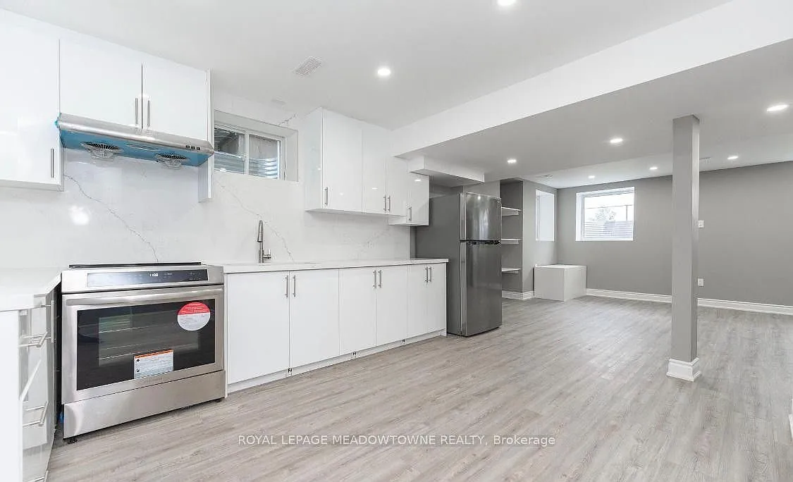 2 bed, $2,000 — Photo 4