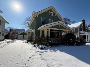 71 Inglewood Dr, Rochester, NY 14619