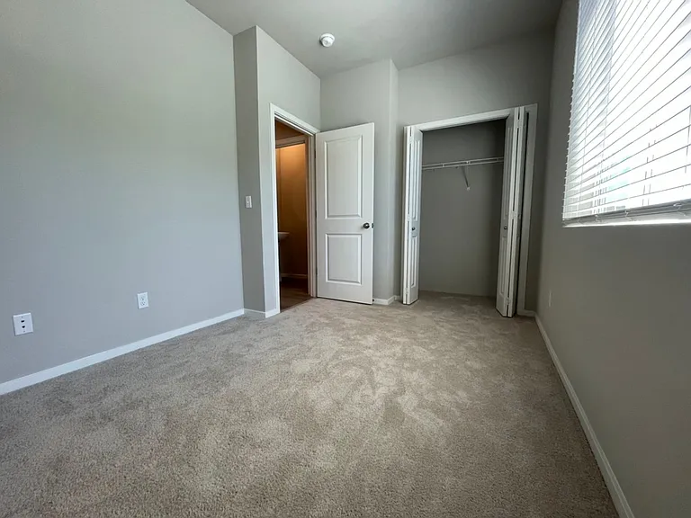 15668 NW Linder St — Photo 12