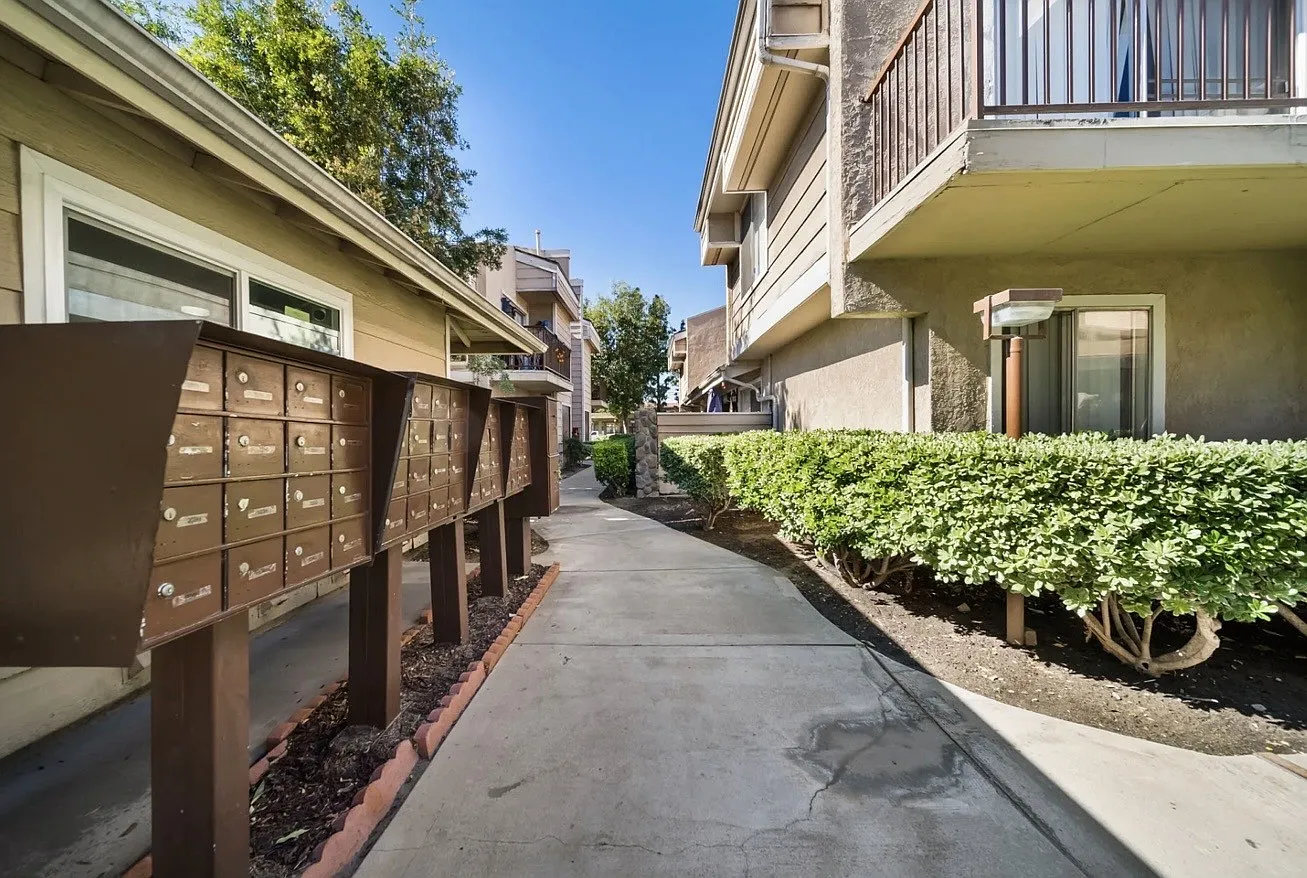 LIFESTYLE APARTMENTS — Photo 4