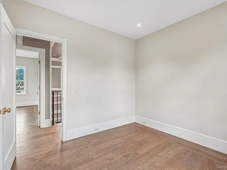 1707 Marie Ln — Photo 34