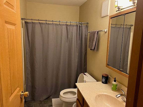 5th image of 714 Tullamore Ct APT 1B