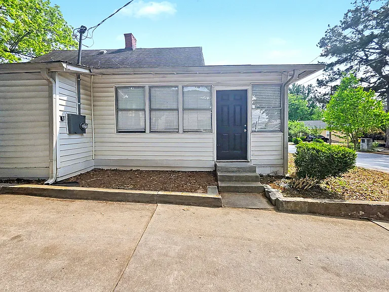 1272 Allene Ave SW — Photo 17