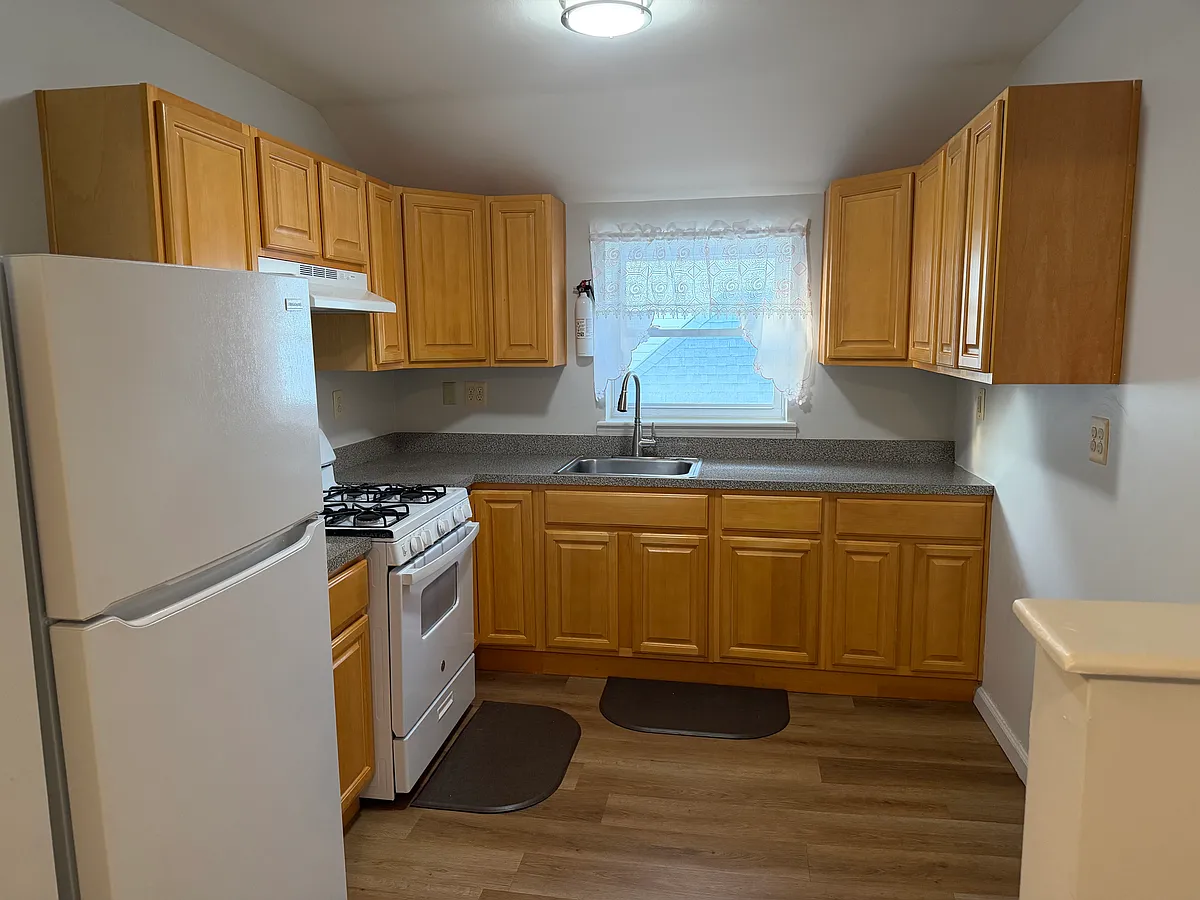 Building Photo - 463 Beach 68th St