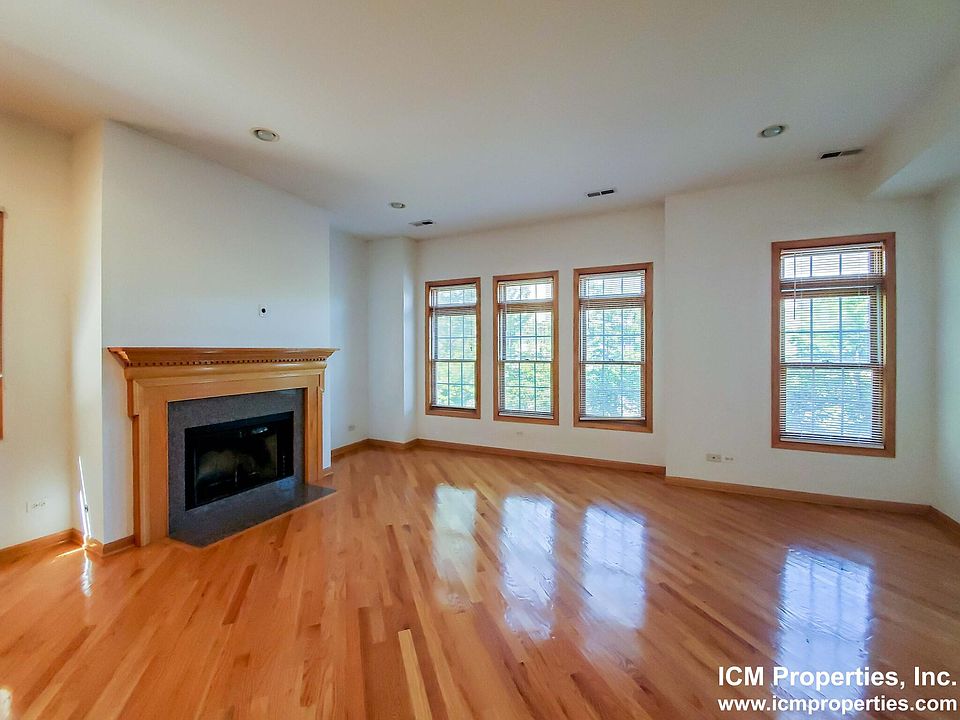 1st image of 2725 N Wayne Ave #2