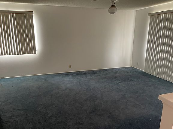 3rd image of 9392 Coronet Ave
