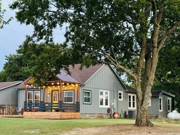 52 Ole Vittitoe Rd, Whitewright, TX 75491