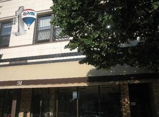 31 S La Grange Rd APT 3, La Grange, IL 60525
