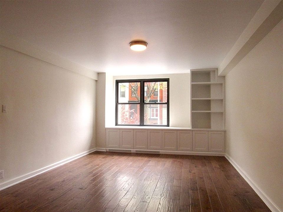 2nd image of 99 Lafayette Ave APT 2C