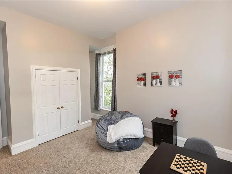 1736 Nicholson — Photo 10