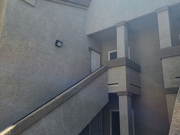 3rd image of 3917 Lazy Pine St Unit 203