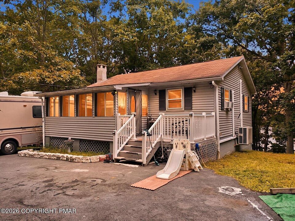 1st image of 261 Wynding Way
