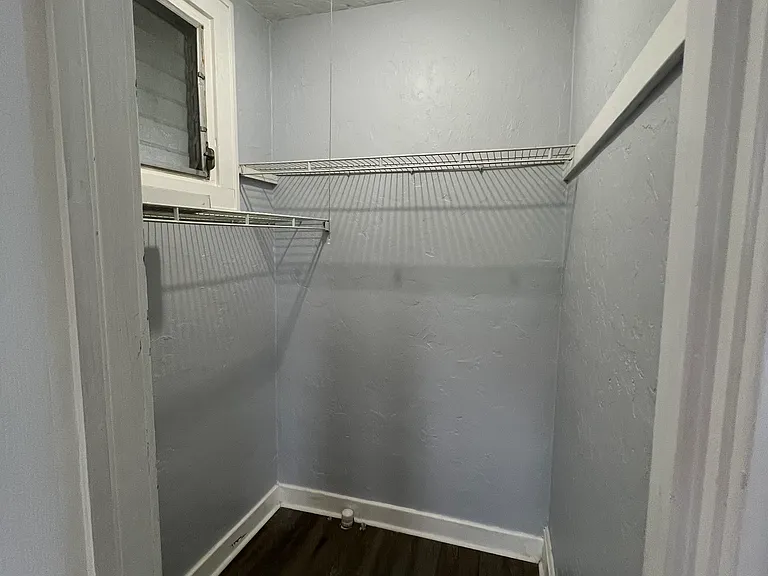 329 N K St #4 — Photo 7