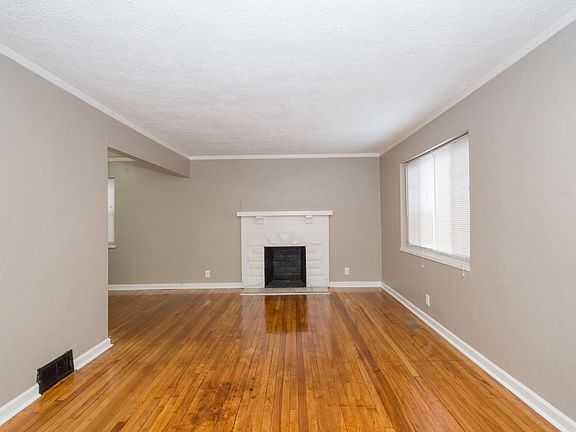 3rd image of 1820 Kipling Dr