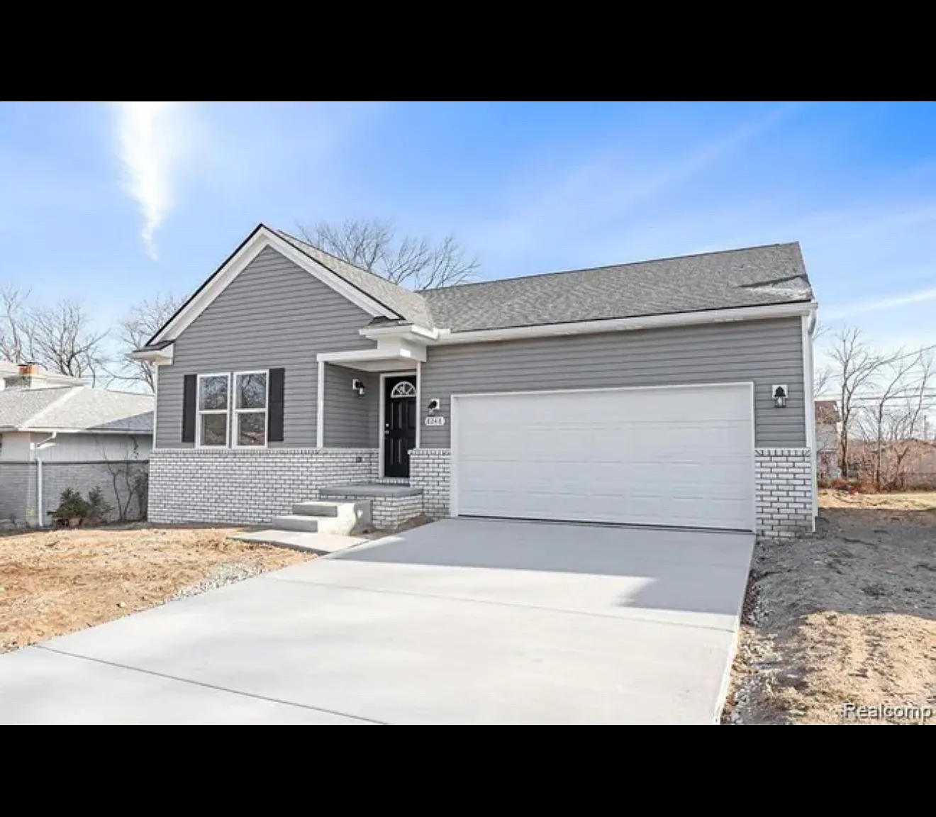 3 bed, 1400 sqft, $2,500 — Photo 1