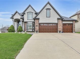 3825 NE 95th St, Kansas City, MO 64156