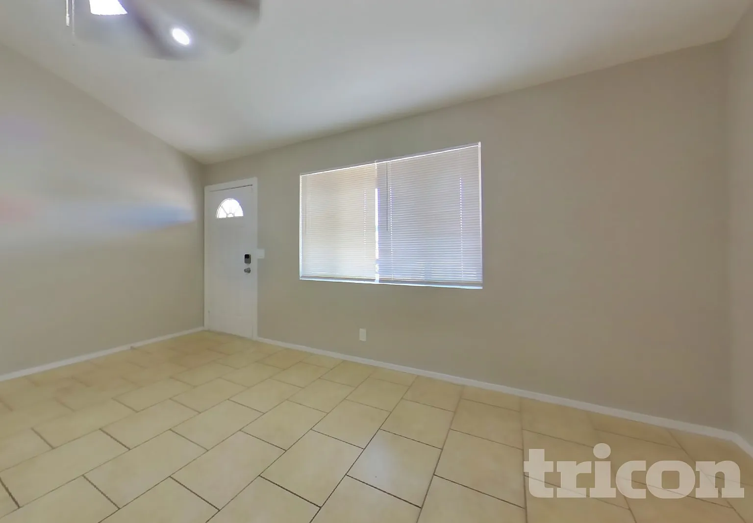 3234 W Larkspur Drive Phoenix AZ — Photo 3