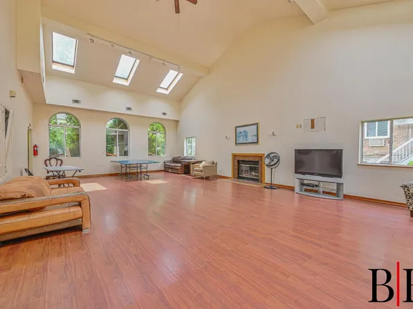 1413 Royce Street image 4 of 22