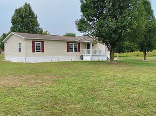 145 Narrows Rd, Connellsville, PA 15425