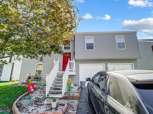 4495 Village Park Dr, Columbus, OH 43228