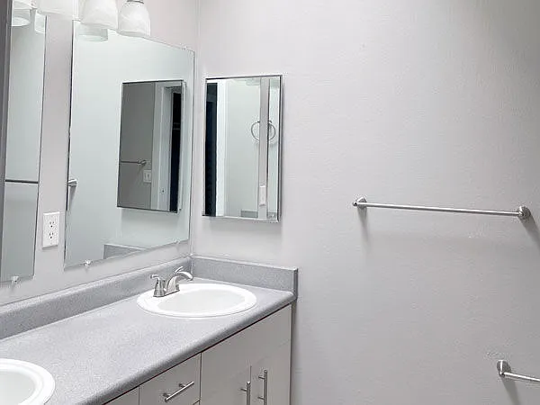 Elliott Pointe — Photo 26