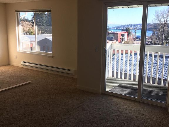 3rd image of 26207 Central Ave NE APT 201