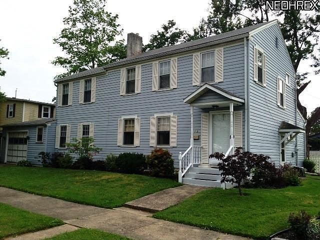 1st image of 912 N Uhrich St