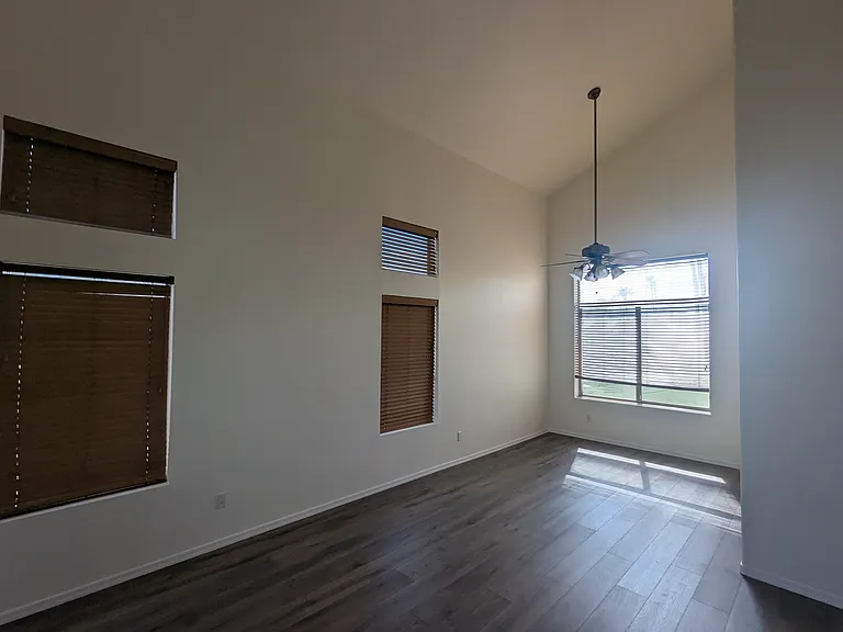 2682 S Santa Anna St — Photo 4