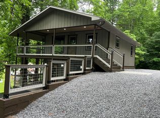 3456 Sugar Camp Cir, Sevierville, TN 37862