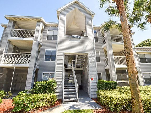 3rd image of 2561 Grassy Point Dr Unit 113