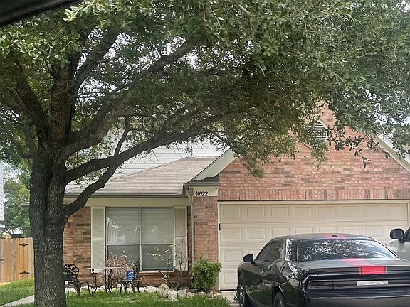 2nd image of 10922 Orchard Springs Dr