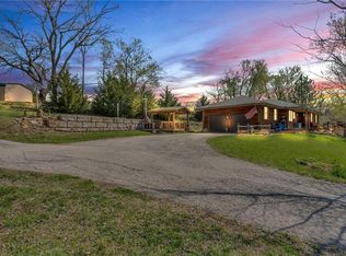 31645 Somerset Rd, Paola, KS 66071
