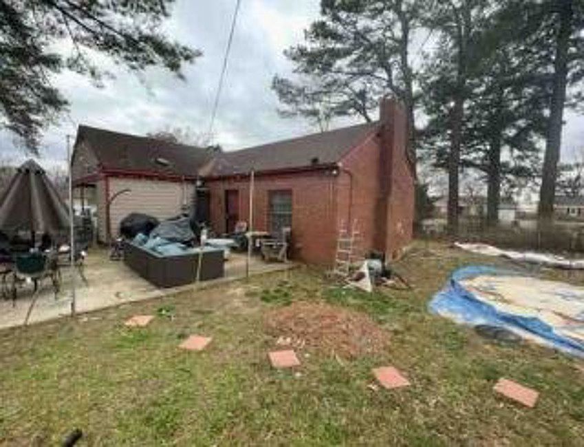 2nd image of 3026 Christine Rd