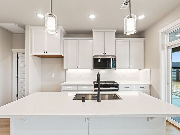 7810 Cardinal Peak ST by Aho Construction