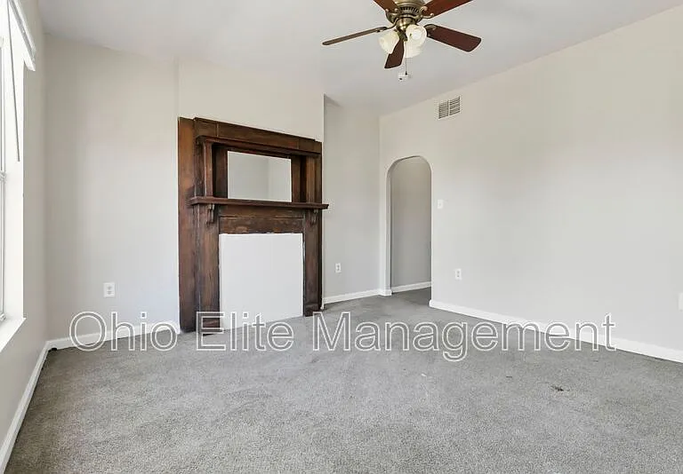 347 1/2 E Welch Ave — Photo 10