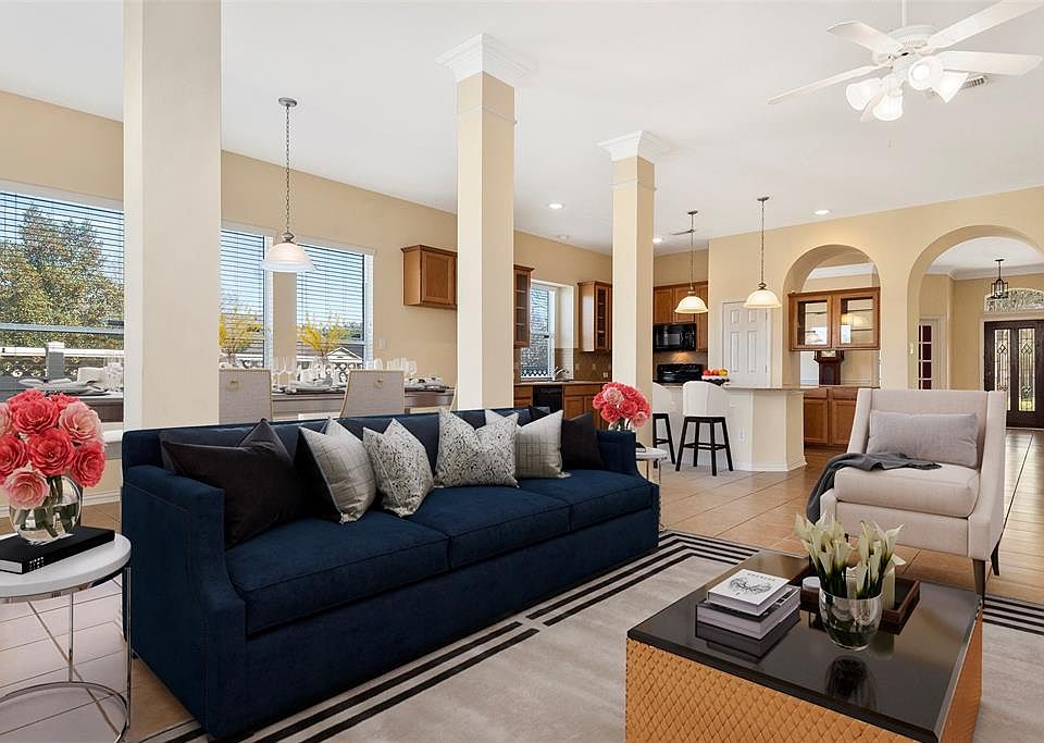 1st image of 323 Riverway Bluff Ln