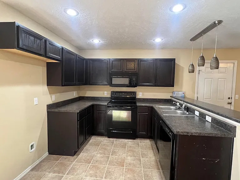 4515 E Chipmunk Ln — Photo 5