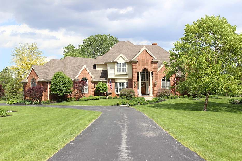1st image of 2726 Cummins Hill Dr